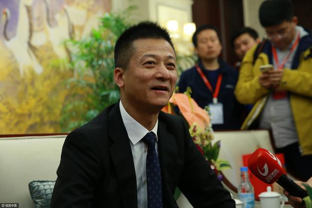 马卡主编：C罗是胜利与卡塞米罗谈判的中间人魔笛将加盟新月马卡主编JoséFélix连线沙特媒体SBAsport的节目，他在节目中谈到了多名球星与沙特联的转会传闻。